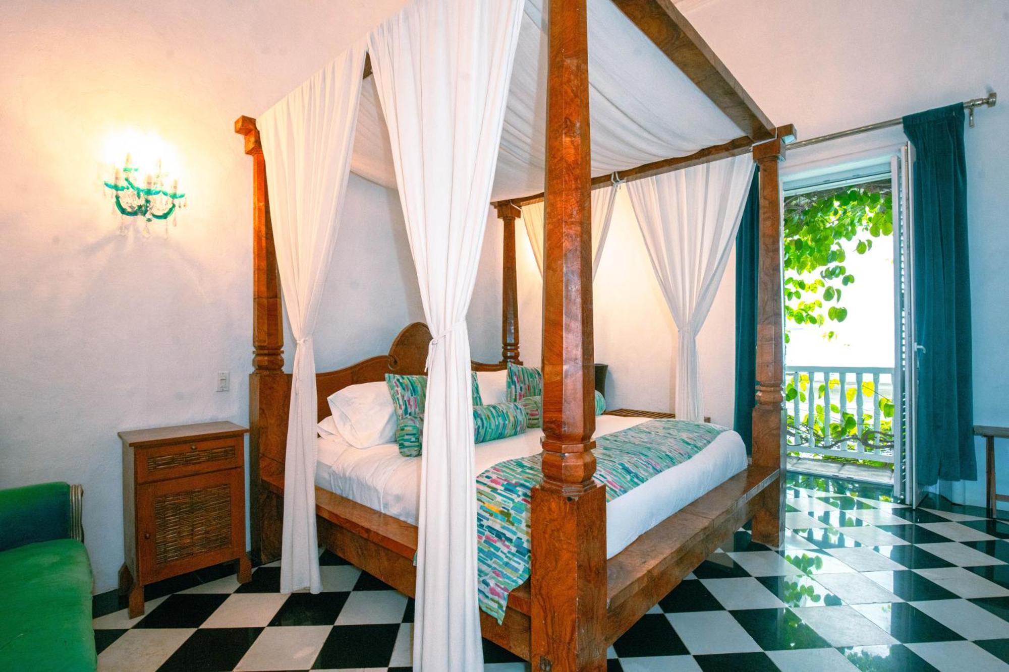 Hotel Aguamarina Boutique (Adults Only) Картахена Экстерьер фото